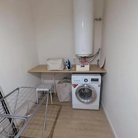 Gracia Parkside Flat - Only For Of Than 32 Nights * 巴塞罗那