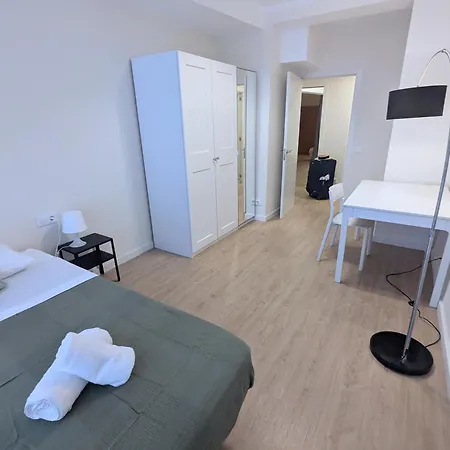 Gracia Parkside Flat - Only For Of Than 32 Nights