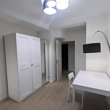 Gracia Parkside Flat - Only For Of Than 32 Nights 公寓