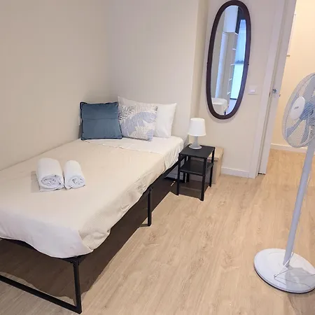 公寓 Gracia Parkside Flat - Only For Of Than 32 Nights 巴塞罗那