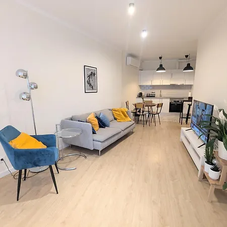 Gracia Parkside Flat - Only For Of Than 32 Nights 公寓 巴塞罗那