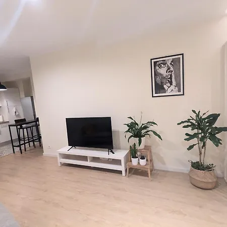Gracia Parkside Flat - Only For Of Than 32 Nights *